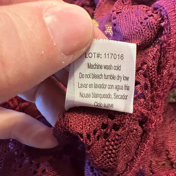 Altar’d State Women’s Small Burgundy Lace Bralette - Picture 7 of 7